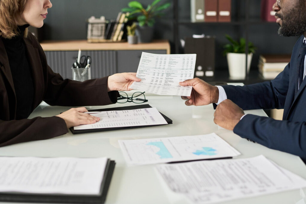Requisitos para avalúo de local comercial en Colombia